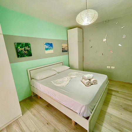 Superb studio apartment near to the city center Tirana Esterno foto