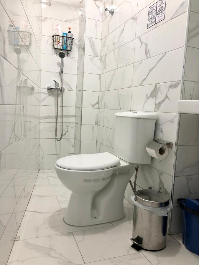 Superb studio apartment near to the city center Tirana Esterno foto